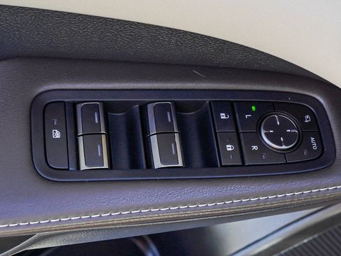 Used 2025 Lexus RX 350 w/ Convenience Package AWD/4WD image 20