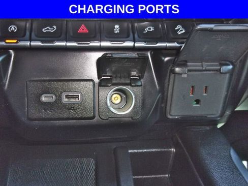 Used 2022 Chevrolet Silverado 1500 LTZ w/ LTZ Premium Package image 10