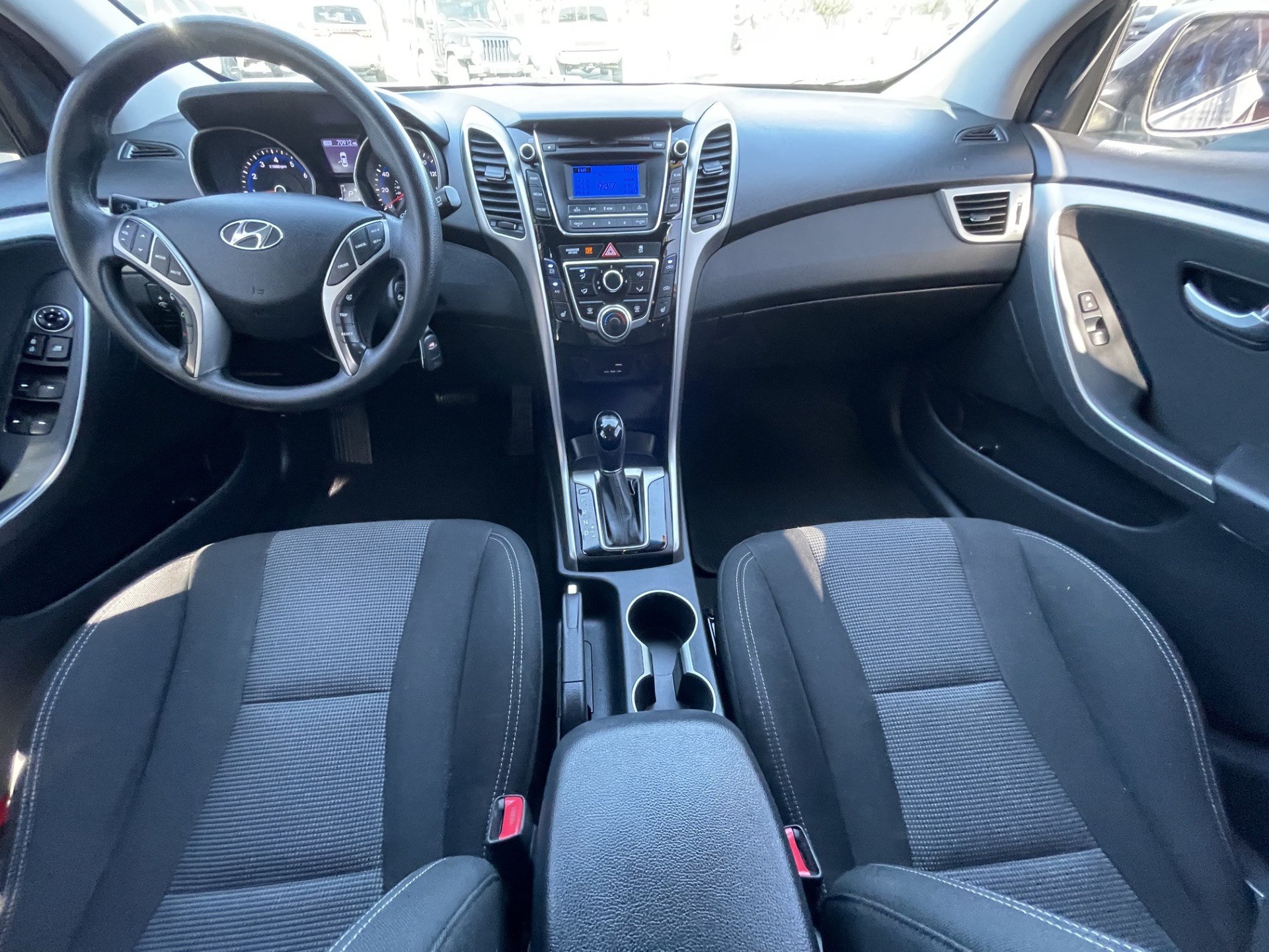 Used 2016 Hyundai Elantra GT FWD image 20