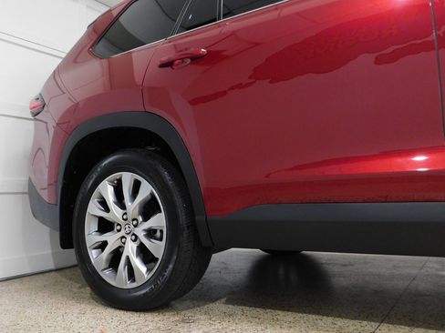 Used 2024 Toyota Grand Highlander Limited image 8