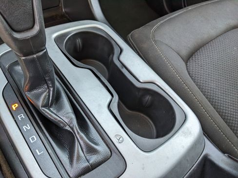 Used 2019 Chevrolet Colorado LT w/ LT Convenience Package image 31