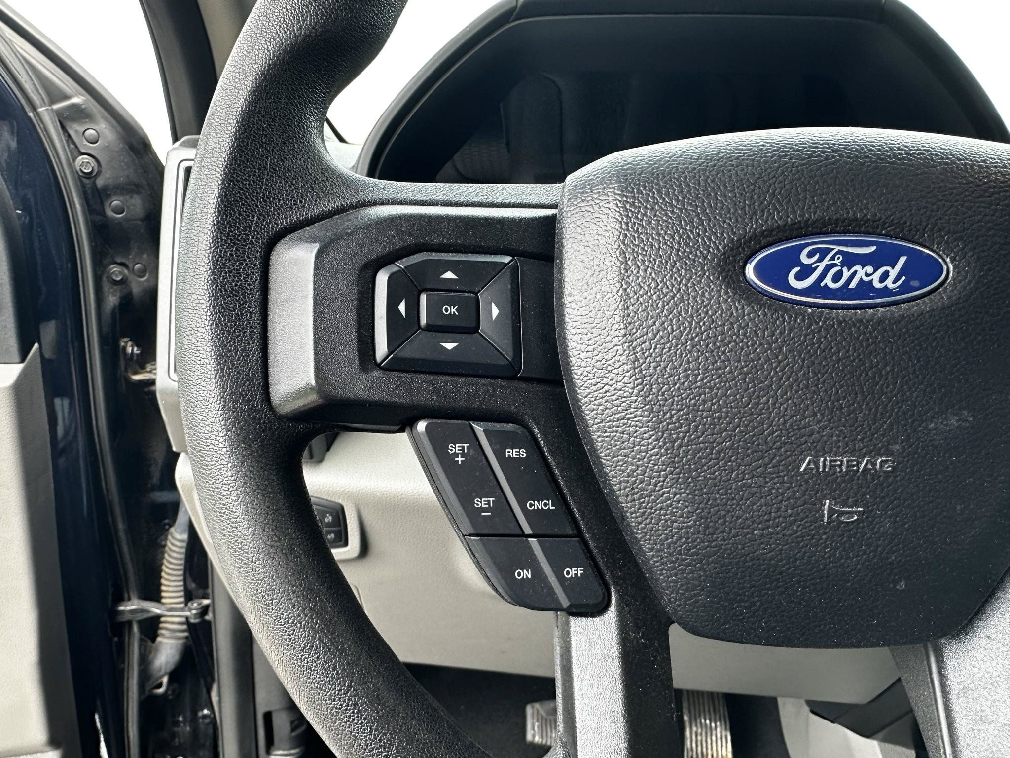 Used 2021 Ford F250 XLT w/ XLT Premium Package AWD/4WD image 17
