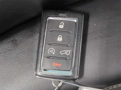 Certified 2023 Jeep Grand Cherokee Altitude image 33