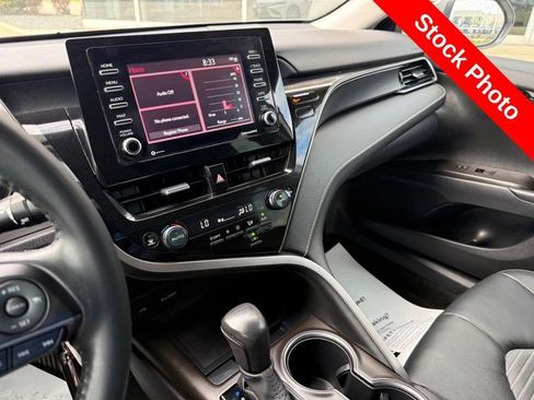 Used 2023 Toyota Camry SE FWD image 25