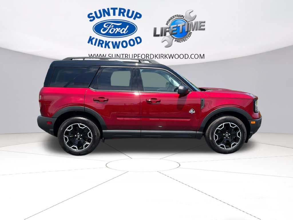 Certified 2025 Ford Bronco Sport Outer Banks w/ Outer Banks Tech Package+ AWD/4WD image 8