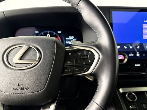 Used 2024 Lexus GX 550 AWD/4WD image 24