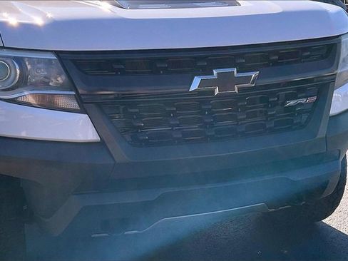 Used 2020 Chevrolet Colorado ZR2 image 30