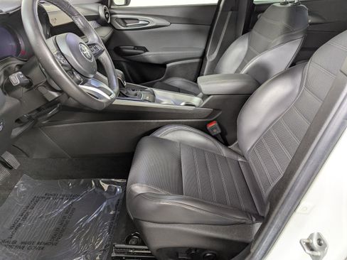 Used 2024 Alfa Romeo Tonale Ti w/ Active Assist Package image 5