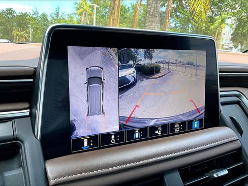 Used 2021 Chevrolet Tahoe High Country image 24