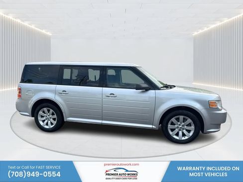 Used 2009 Ford Flex SE FWD image 8