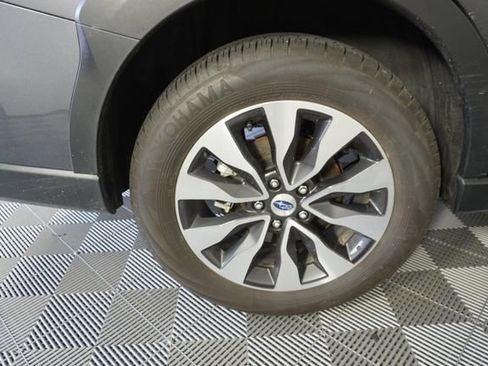 Certified 2025 Subaru Outback Limited image 14