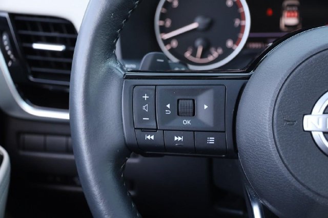 Used 2023 Nissan Rogue SL w/ SL Premium Package FWD image 14