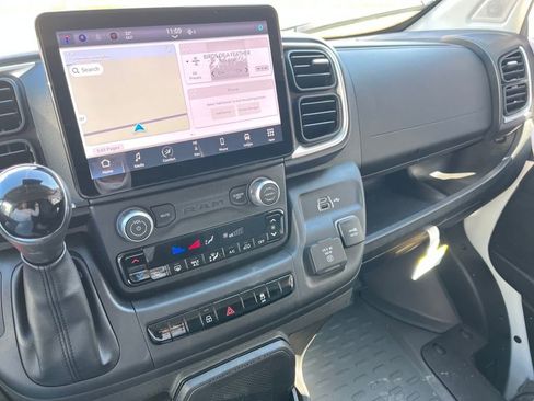 New 2025 RAM ProMaster 2500 w/ Quick Order Package 22G SLT image 13