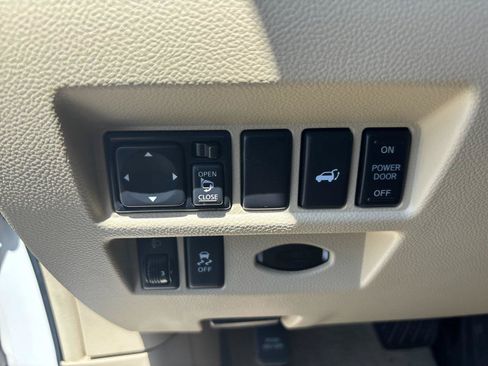 Used 2013 INFINITI FX37 AWD w/ Premium Pkg image 17