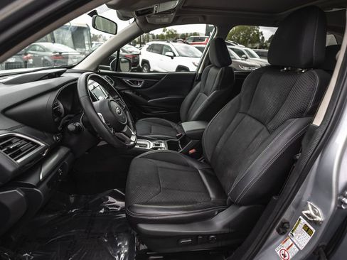 Used 2019 Subaru Forester Premium AWD/4WD image 20