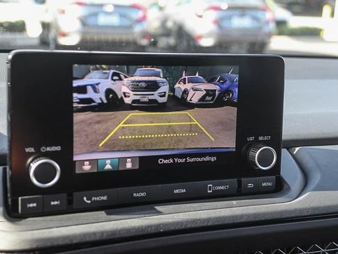 Used 2023 Honda Accord LX image 31