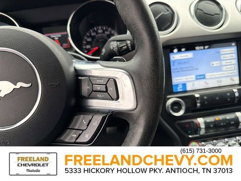 Used 2016 Ford Mustang Premium image 25