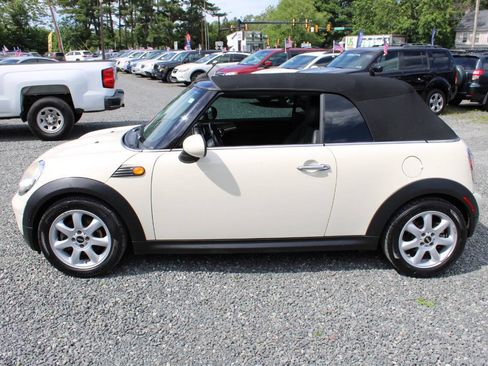 Used 2009 MINI Cooper Convertible FWD image 18