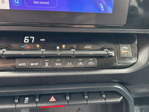 Used 2024 Toyota Tundra SR5 w/ SR5 Convenience Package AWD/4WD image 16