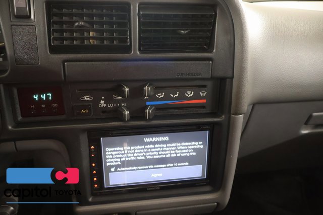 Used 1992 Toyota Pickup Deluxe AWD/4WD image 23