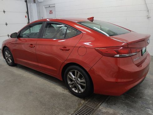 Used 2018 Hyundai Elantra SEL image 3