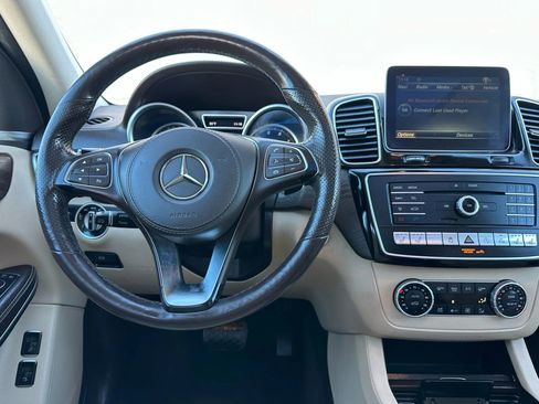 Used 2018 Mercedes-Benz GLS 550 4MATIC image 37