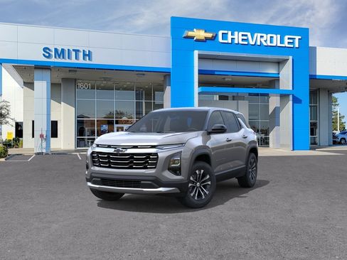 New 2027 Chevrolet Equinox LT w/ Safety and Technology Package FWD image 8