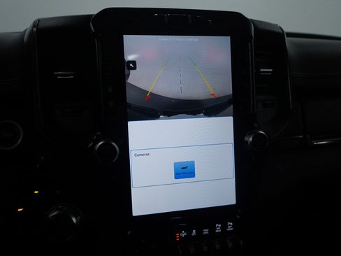 Used 2022 RAM 1500 Limited w/ Body-Colour Bumper Group image 21