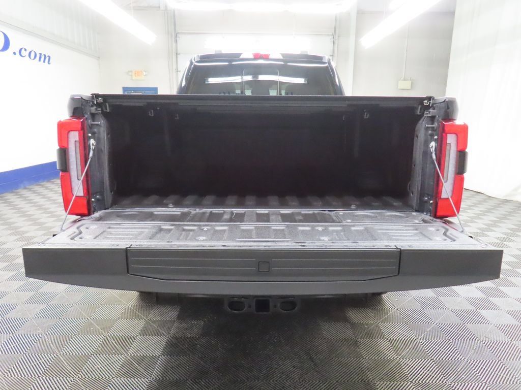 Used 2026 Ford F250 Platinum AWD/4WD image 48