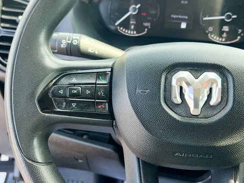 Used 2023 RAM ProMaster 2500 image 18