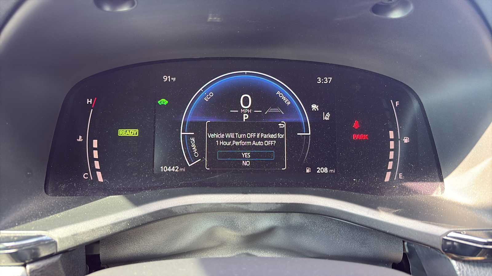 Used 2025 Toyota Camry SE FWD image 11