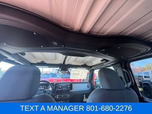 New 2026 Jeep Gladiator Sport AWD/4WD image 20