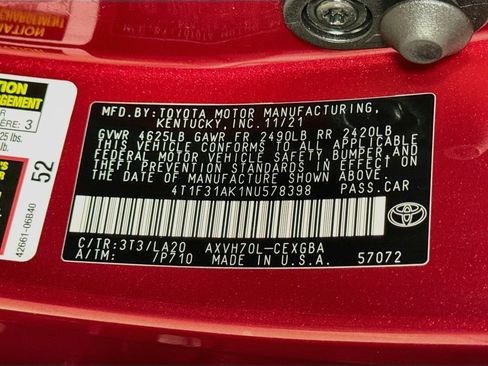 Certified 2022 Toyota Camry XLE w/ Navigation Upgrade Package FWD image 29