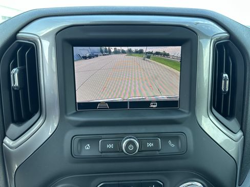 Used 2023 GMC Sierra 1500 Pro w/ Pro Value Package AWD/4WD image 15
