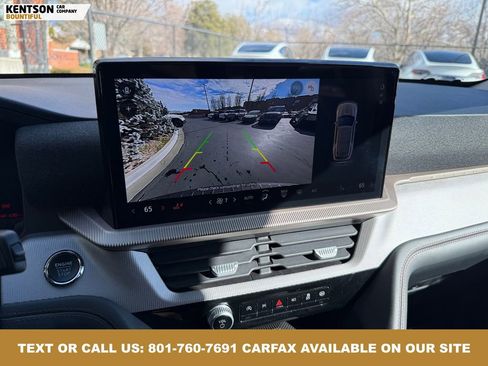 Used 2025 Ford Explorer Active image 24