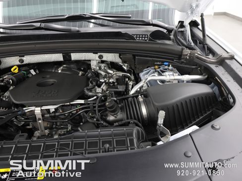 New 2026 Jeep Grand Cherokee Summit image 21