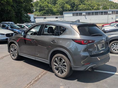 Used 2022 MAZDA CX-5 AWD 2.5 S w/ Premium Plus Pkg image 4