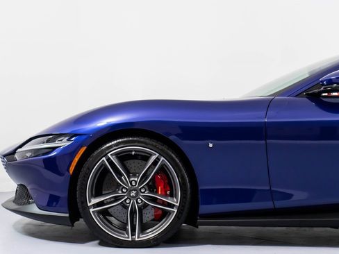 Certified 2022 Ferrari Roma image 27