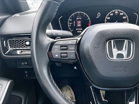 Used 2024 Honda Civic Sport image 10