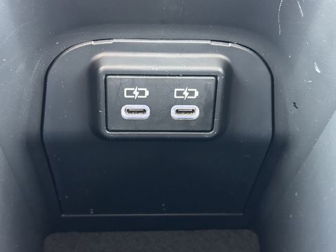 Certified 2024 Toyota RAV4 XLE AWD/4WD image 33