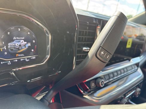 Used 2025 Chevrolet Silverado 2500 High Country w/ Z71 Off-Road Package image 21