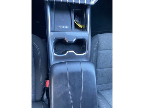 Used 2025 GMC Acadia Elevation image 35