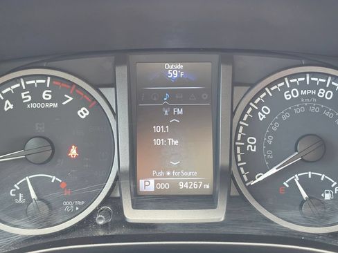 Used 2021 Toyota Tacoma TRD Pro AWD/4WD image 19