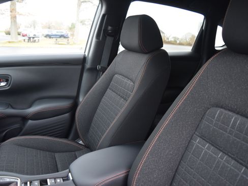 Certified 2024 Honda HR-V Sport image 12