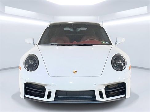 Used 2025 Porsche 911 Carrera S image 10