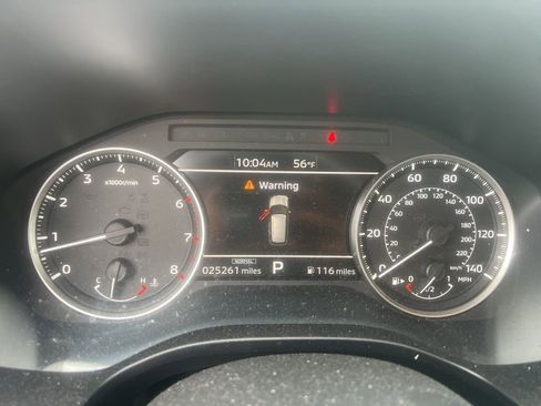 Used 2024 Mitsubishi Outlander ES FWD image 5