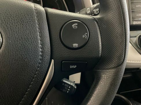 Used 2015 Toyota RAV4 XLE AWD/4WD image 13
