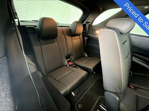 Used 2022 Mercedes-Benz GLE 350 4MATIC image 36