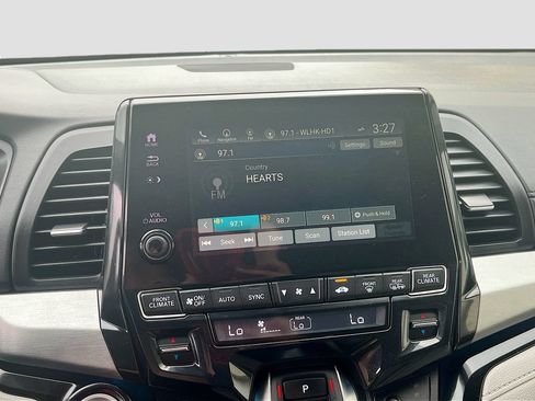 Used 2022 Honda Odyssey Touring image 19