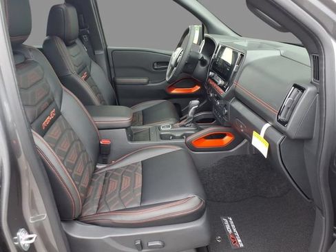 Certified 2026 Nissan Frontier PRO-4X w/ Pro Premium Package AWD/4WD image 13